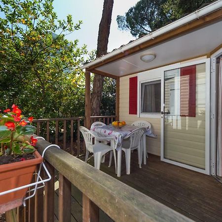 Diana & Josip Mobile Homes Biograd Na Moru Buitenkant foto