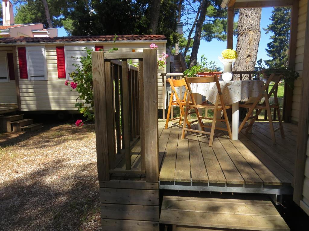 Diana & Josip Mobile Homes Biograd Na Moru Buitenkant foto