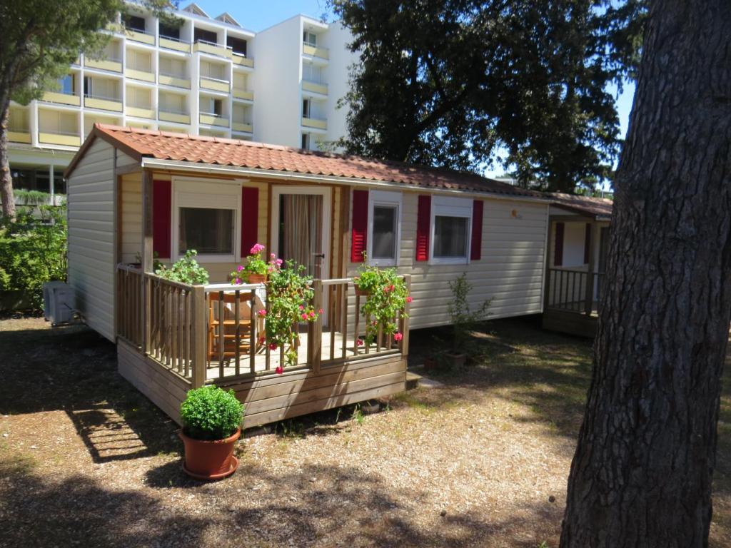 Diana & Josip Mobile Homes Biograd Na Moru Buitenkant foto