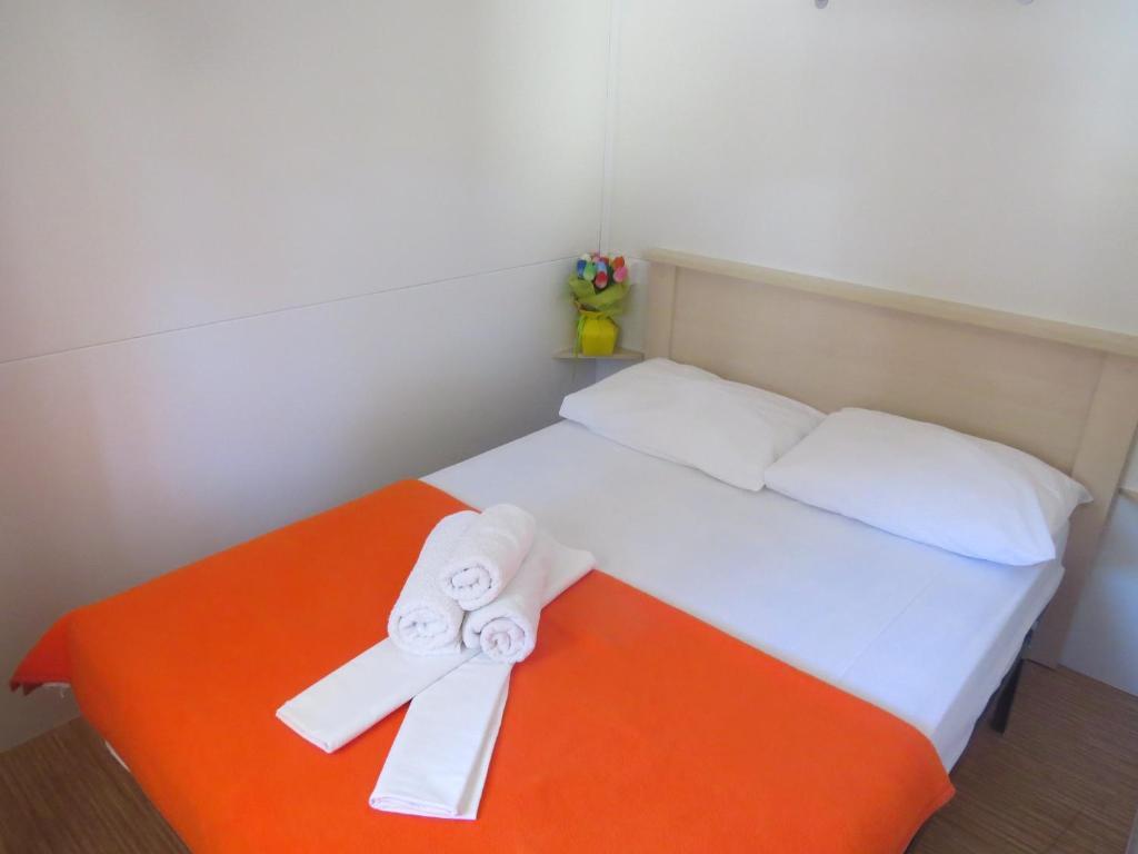 Diana & Josip Mobile Homes Biograd Na Moru Buitenkant foto